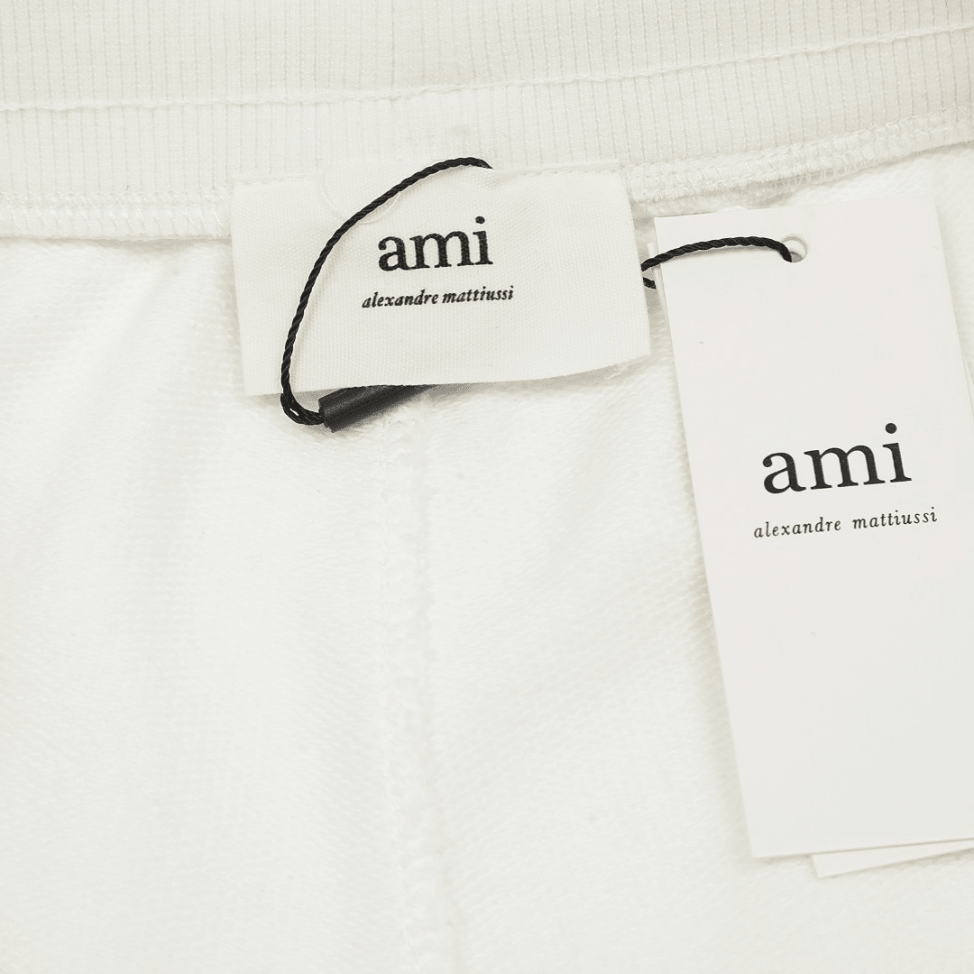 "Ami" Shorts White/Red