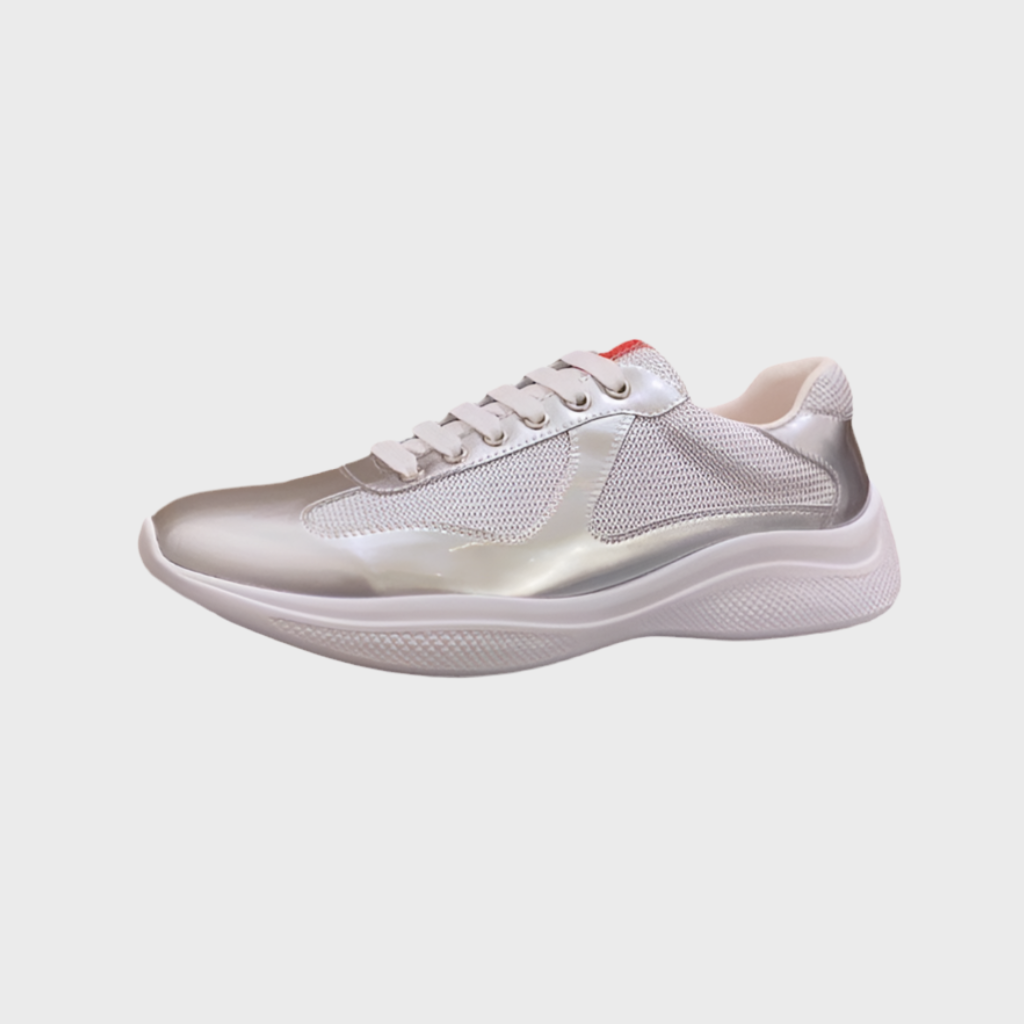 Cups Sneaker