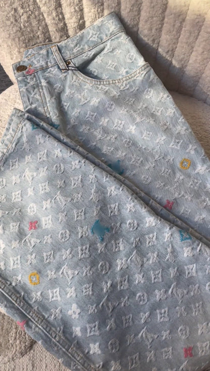 MONOGRAMM HELL JEANS